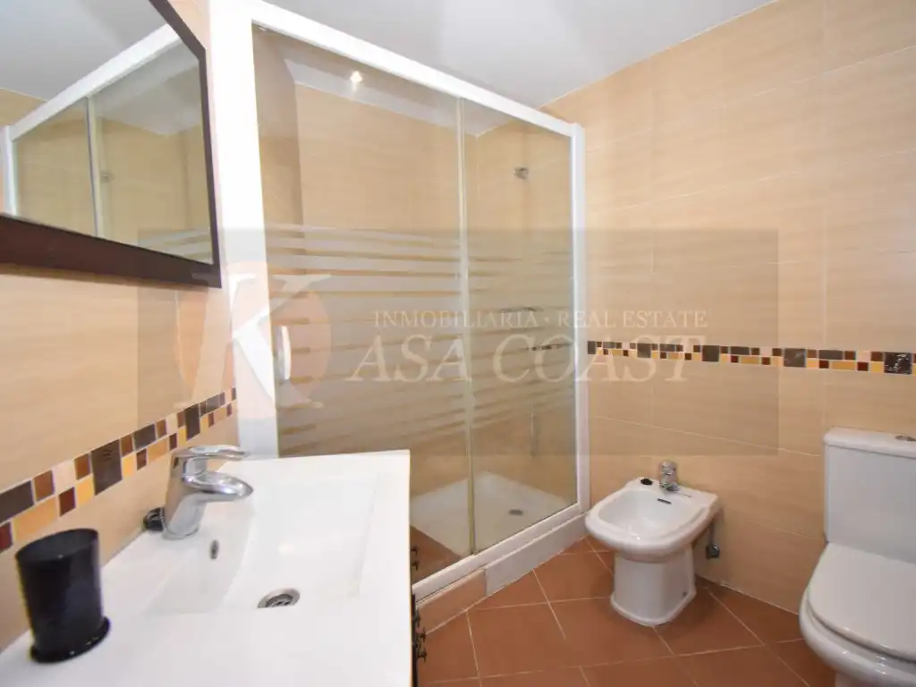 Attic for sale in Fuengirola  with Air Conditioner, Private garden and Terrace