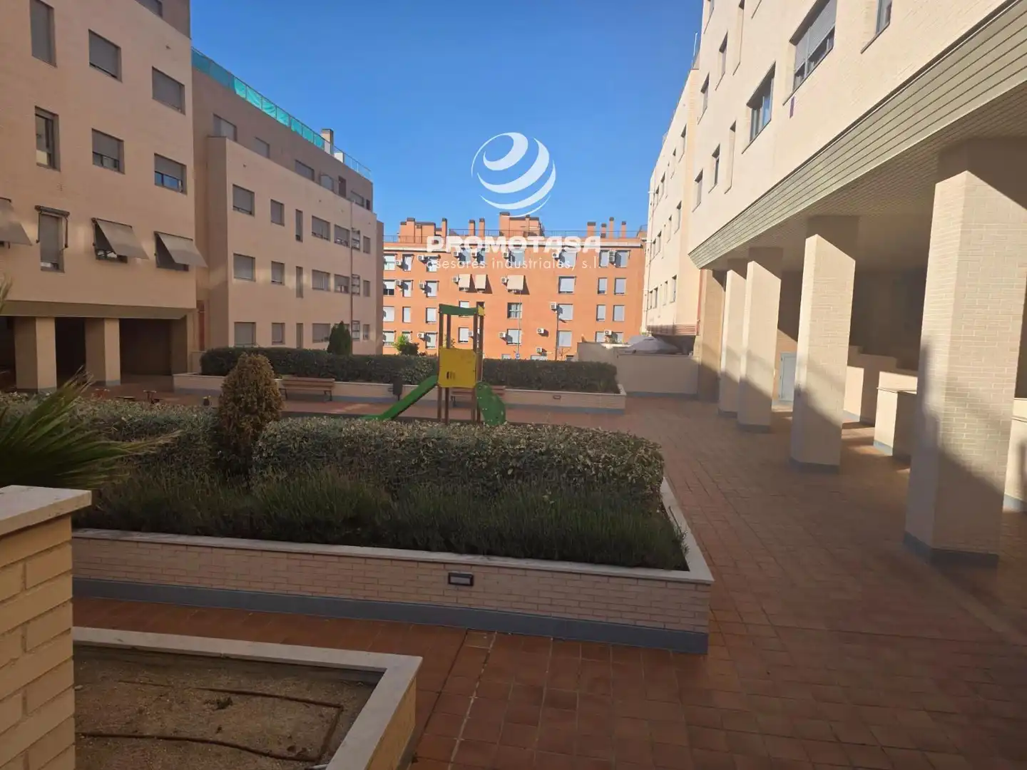 Appartamento con ascensore in vendita a Londres, imagen 4