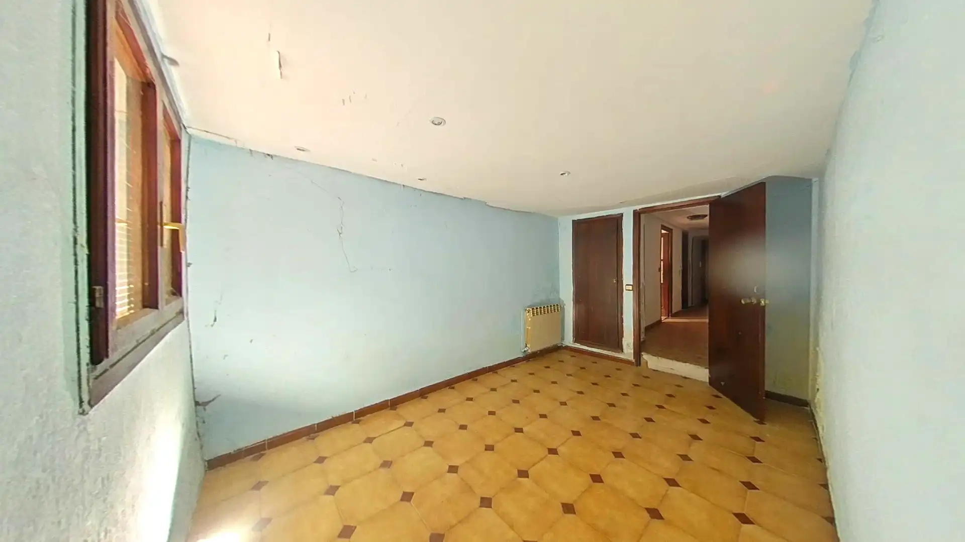 Piso en venta en Autol con Balcón