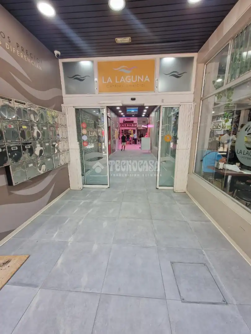 Local en venta en Madrid