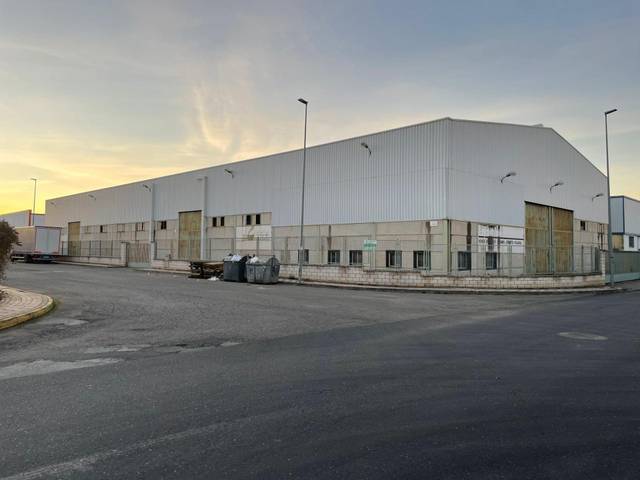 Nave industrial en Alquiler en La Carolina