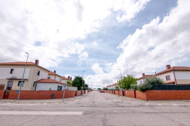 Casa-chalet en Venta en Castellanos de Moriscos