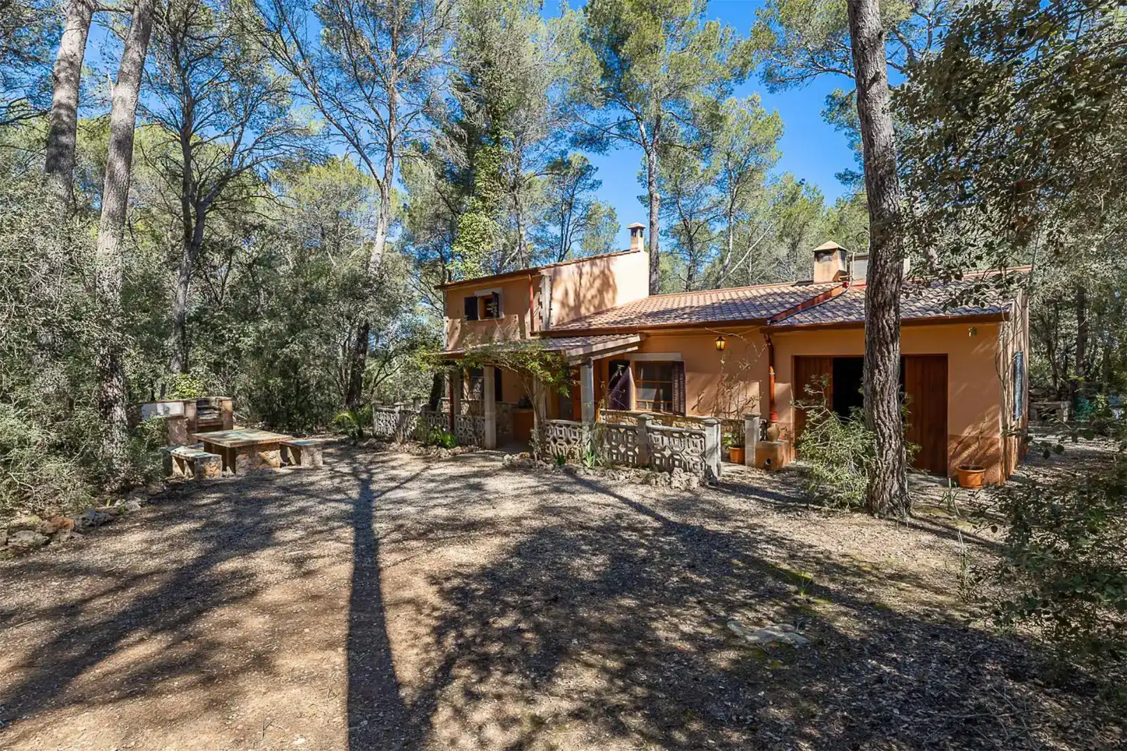 Vista exterior de Finca rústica de lloguer en Algaida amb Jardí privat, Piscina i Moblat