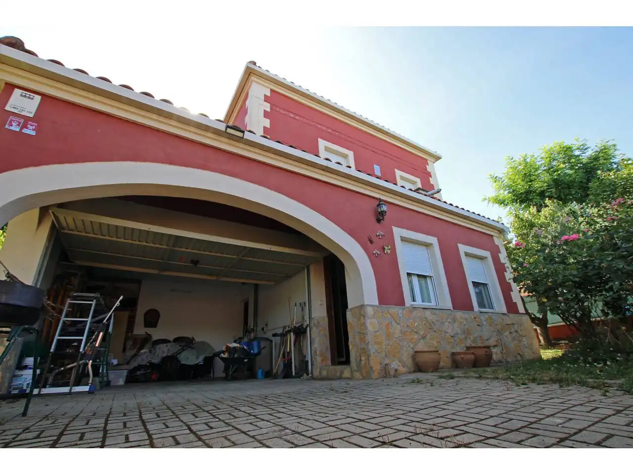 Vista exterior de Casa o chalet en venta en Cabanillas del Campo con Calefacción, Jardín privado y Terraza