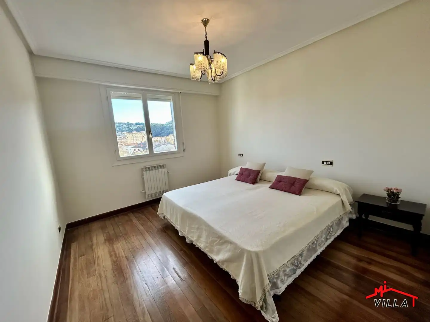Bedroom of Flat for sale in Laredo  with Terrace
