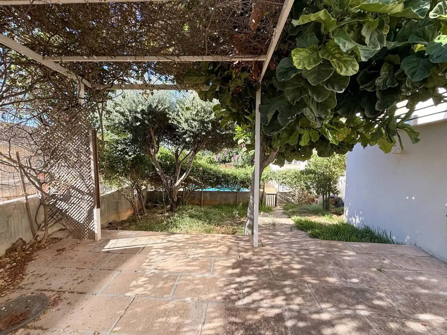 Garten von Haus zum Verkauf in  Palma de Mallorca mit Klimaanlage, Heizung und Privatgarten