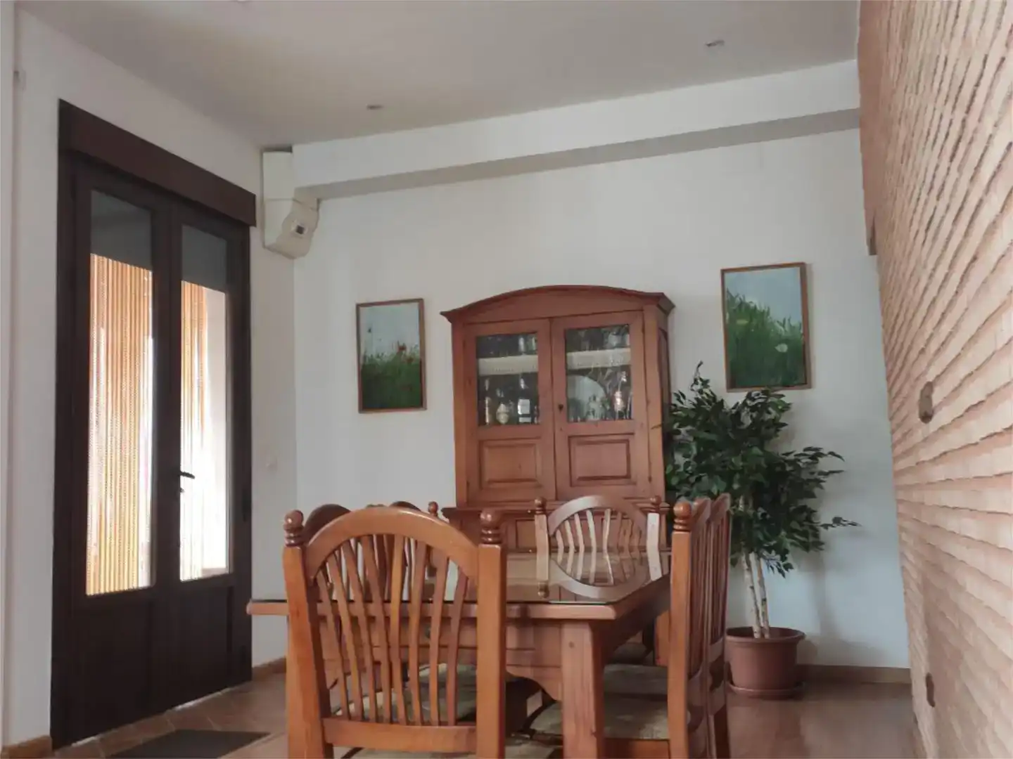 Menjador de Pis en venda en Beas amb Aire condicionat, Jardí privat i Parquet
