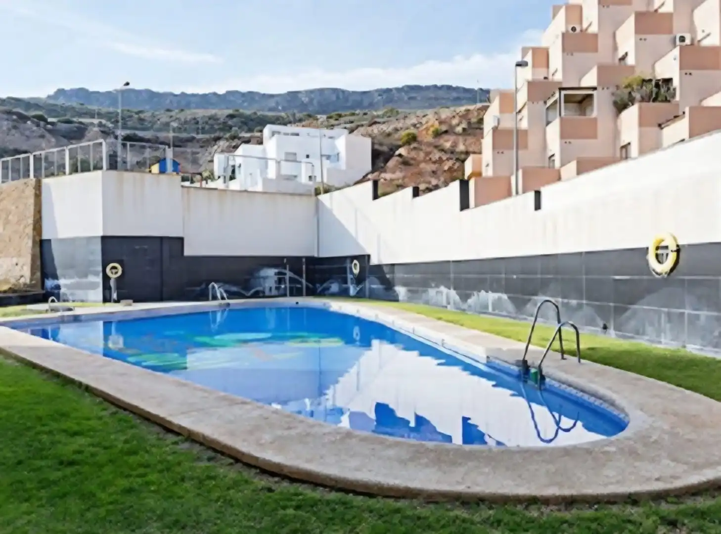 Piso con terraza en venta en Calle de las Higueras