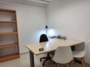 Oficina de lloguer a Carrer de Mar