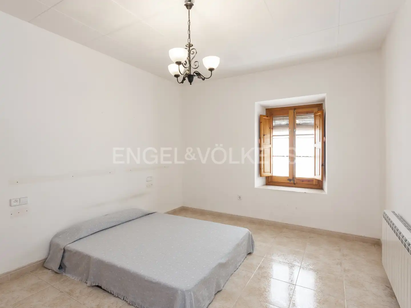 Habitación de Casa adosada en venta en Albinyana con Calefacción y Terraza
