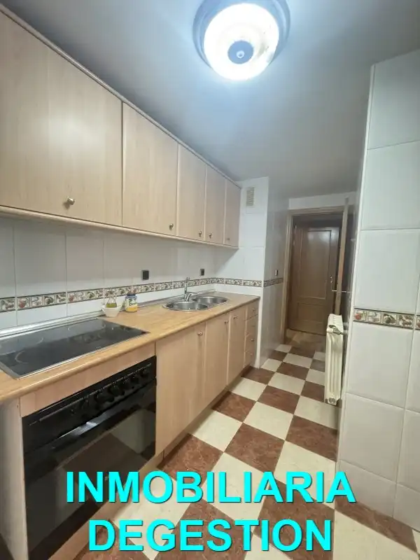 Piso en venta en Linares, Jaén