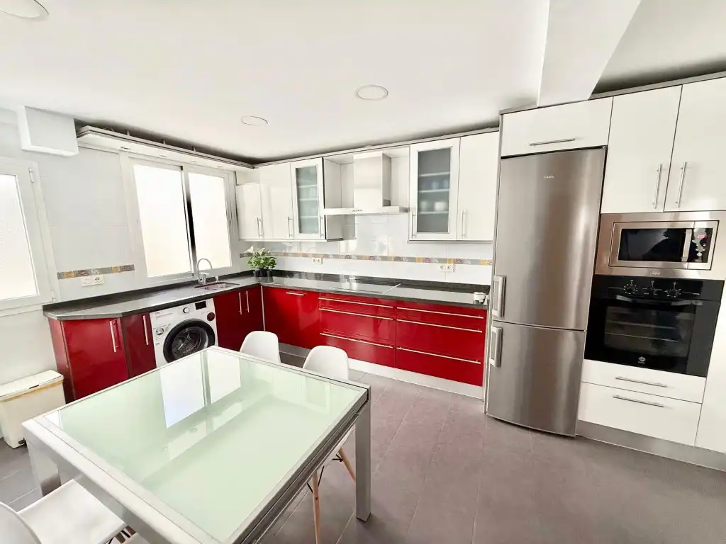 Wohnung zur Miete in Avenida Barcelona, 44, La Trinidad
