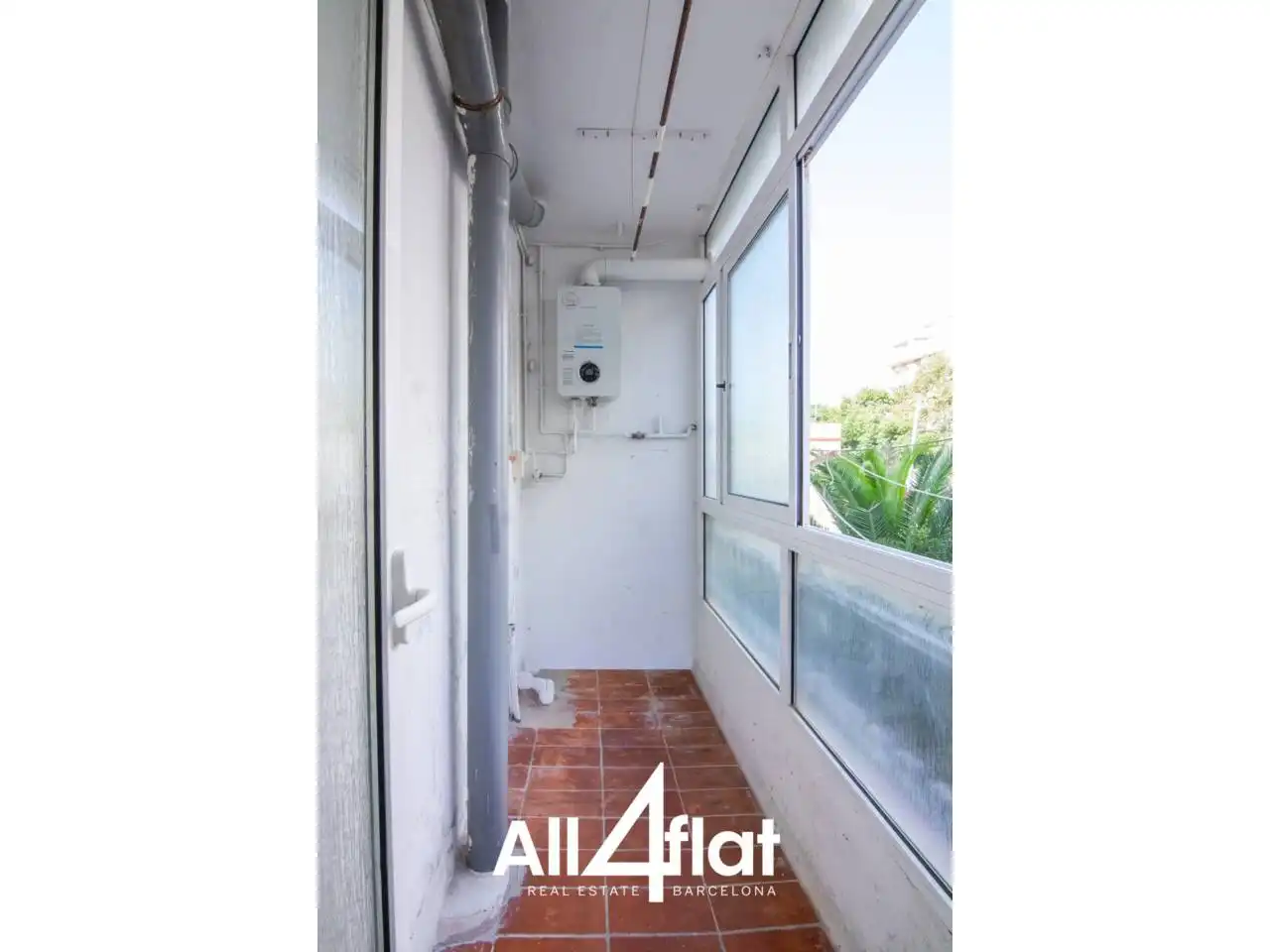 Balcony of Flat for rent in Esplugues de Llobregat  with Air Conditioner, Heating and Parquet flooring