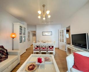 Dining room of Flat to rent in  Madrid Capital  with Air Conditioner, Terrace and Furnished