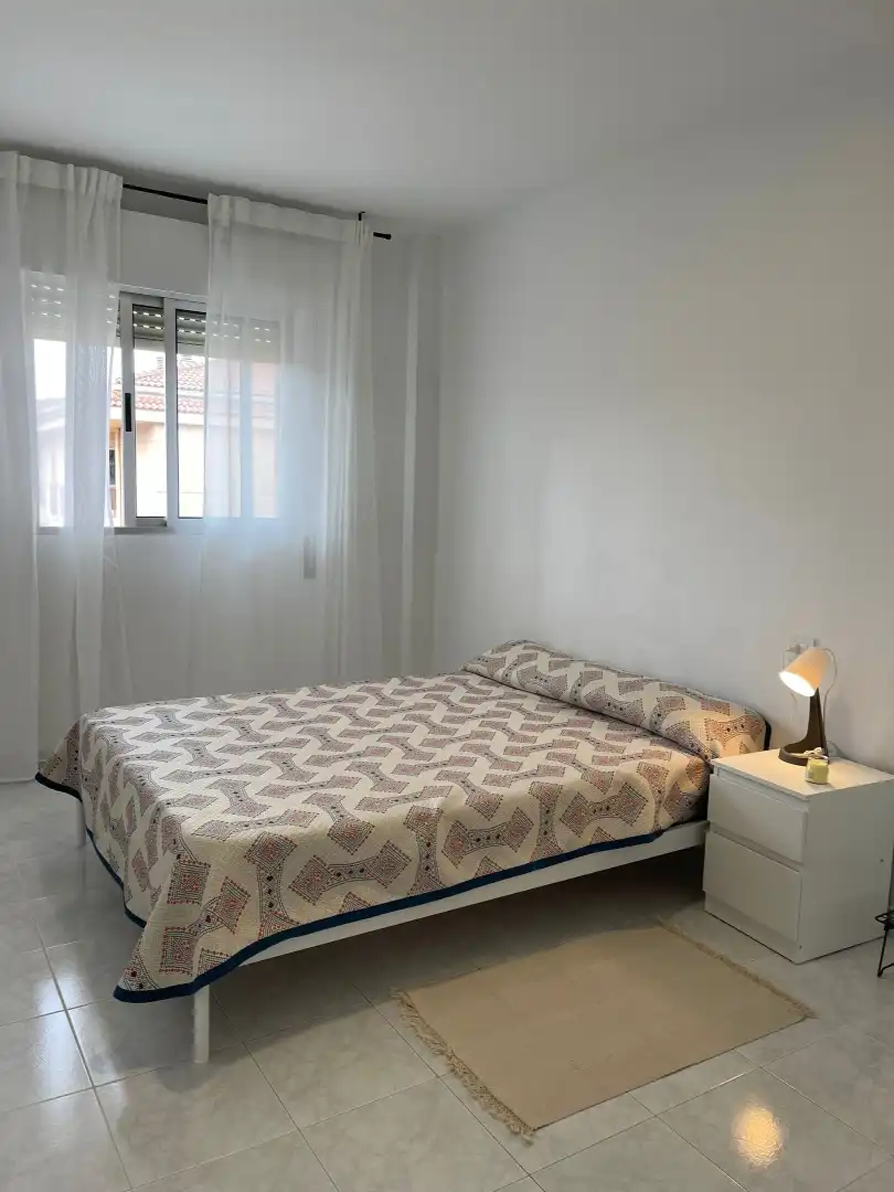 Bedroom of Flat for rent in Plasencia  with Air Conditioner, Terrace and Furnished