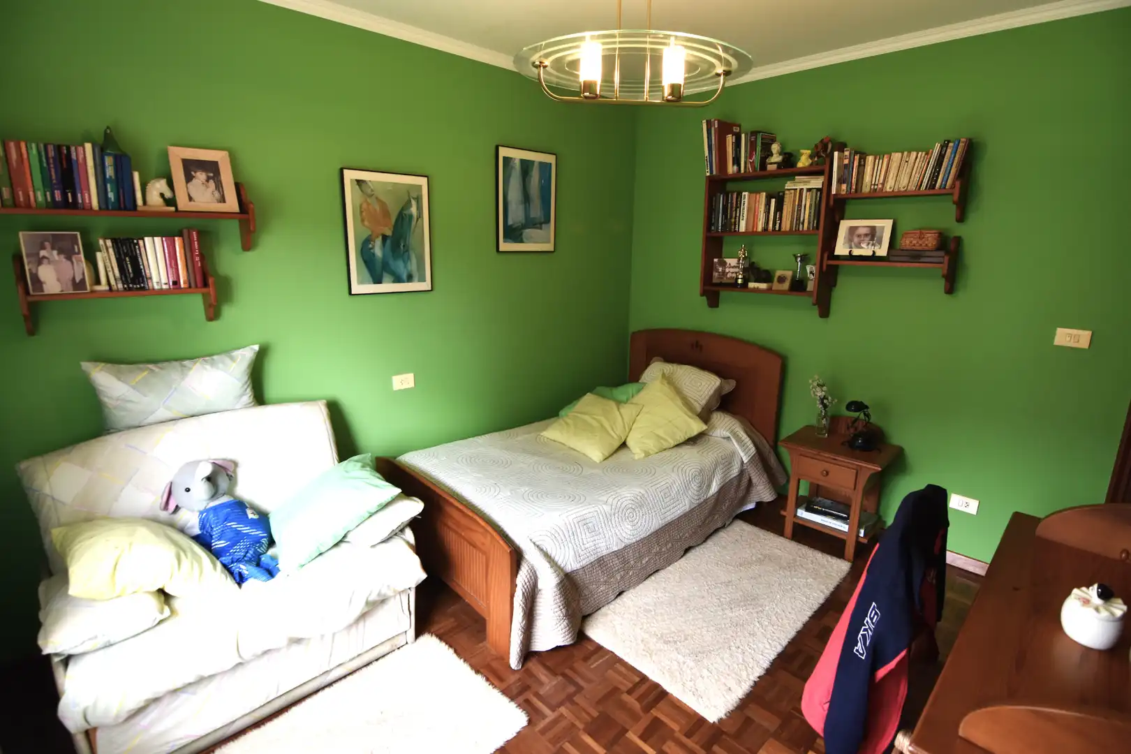 Habitación de Casa o chalet en venta en Oleiros con Calefacción, Jardín privado y Parquet