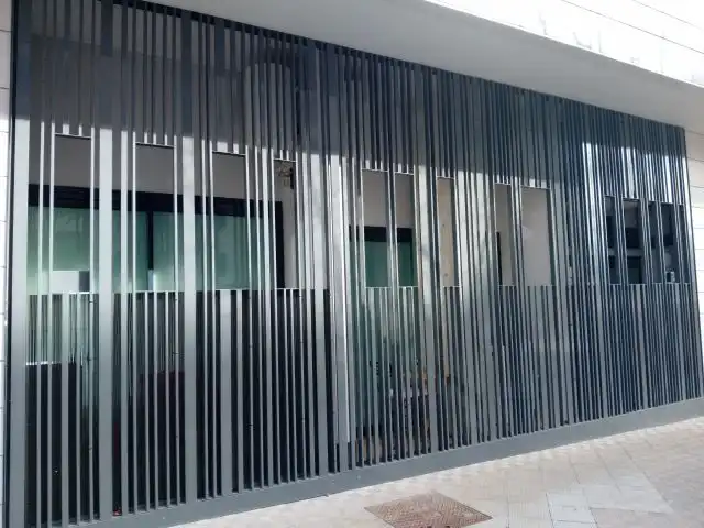 Local comercial de lloguer a Calle Francisco Berlanga Robles 15, imagen 2