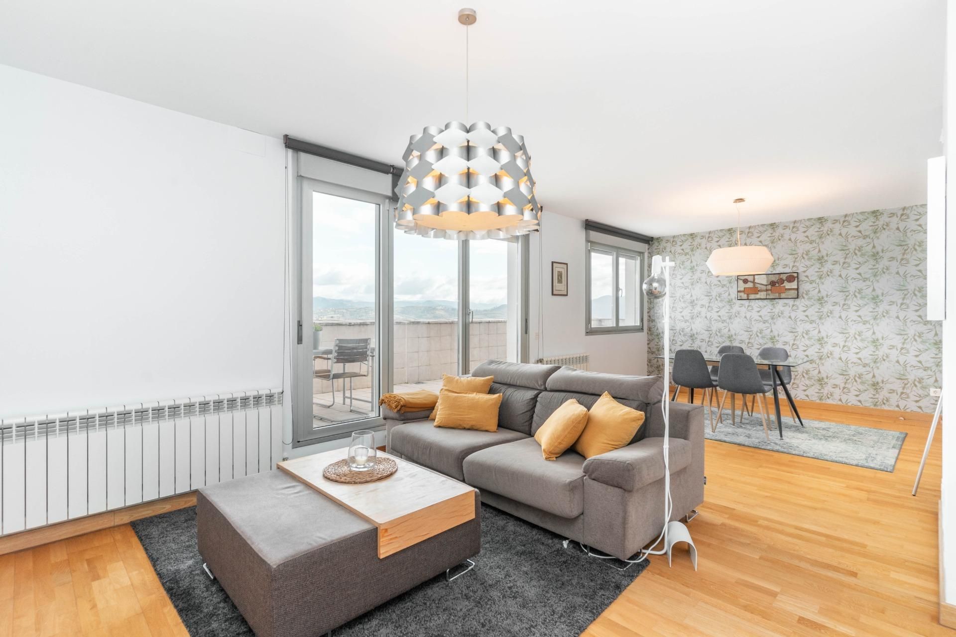 Living room of Attic for sale in Oviedo   with Terrace