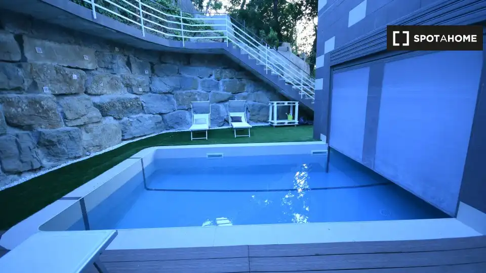 Piscina de Piso de alquiler en Sant Cugat del Vallès con Aire acondicionado, Calefacción y Amueblado