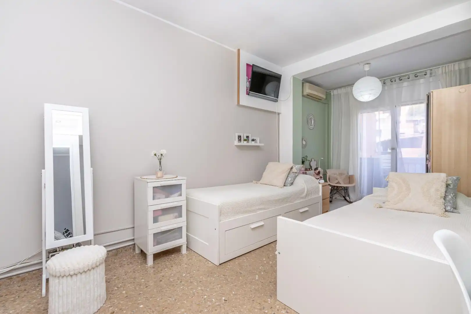 Bedroom of Flat for sale in Sabadell  with Storage room and Balcony
