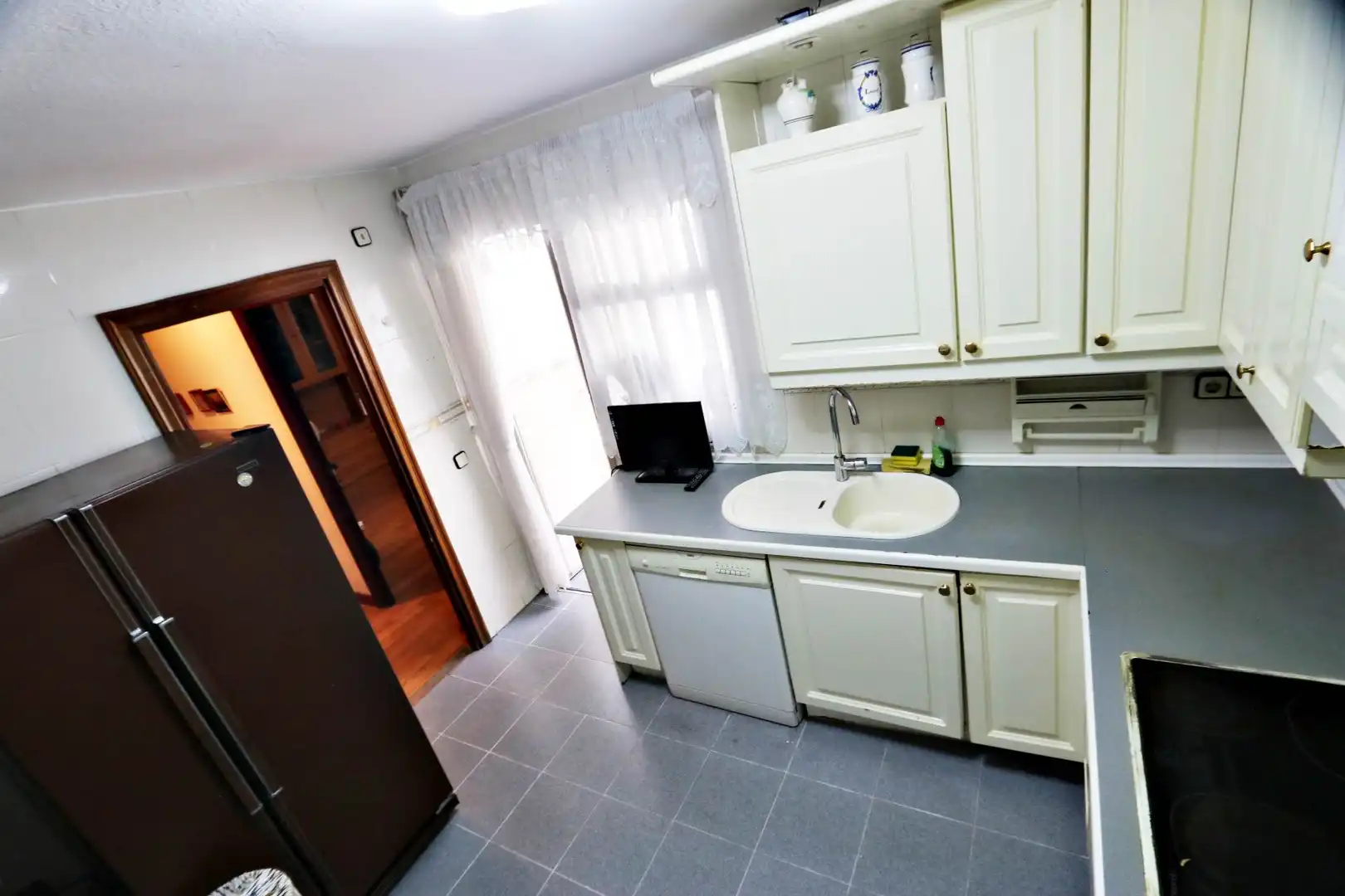 Küche von Wohnung zum Verkauf in Getafe mit Privatgarten, Terrasse und Abstellraum