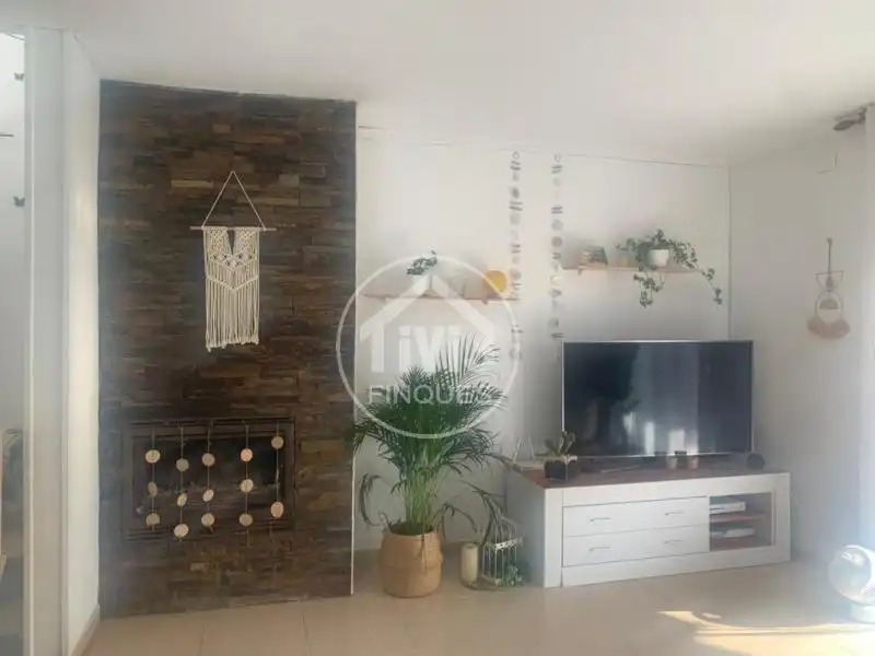 Sala de estar de Casa adosada en venta en Mont-roig del Camp con Aire acondicionado, Calefacción y Terraza