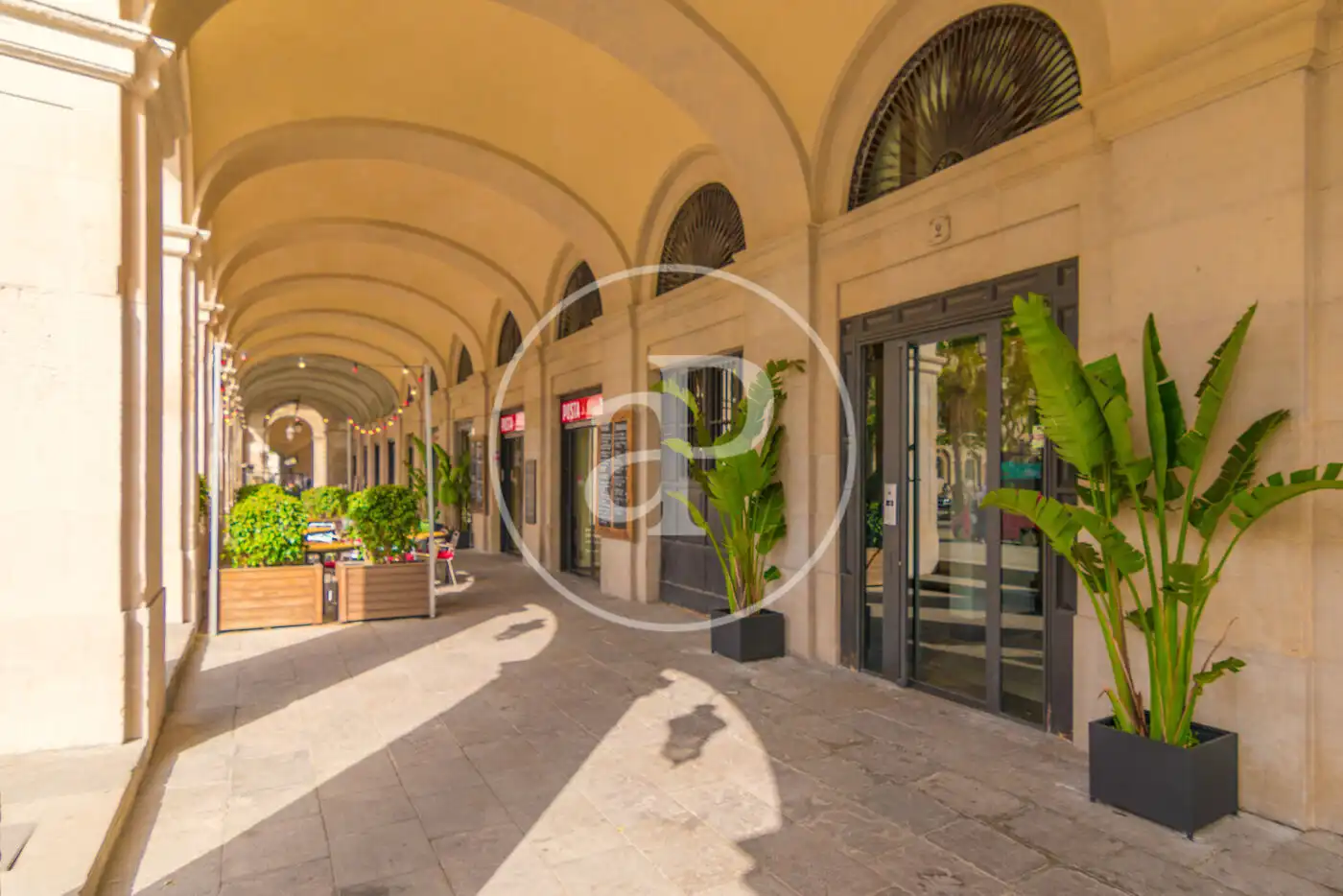 Flat for sale in Pg. d'Isabel II, Sant Pere, Sta. Caterina i la Ribera