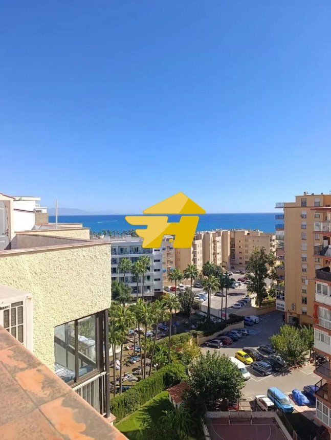 Vista exterior de Pis de lloguer en Torremolinos amb Aire condicionat, Calefacció i Terrassa