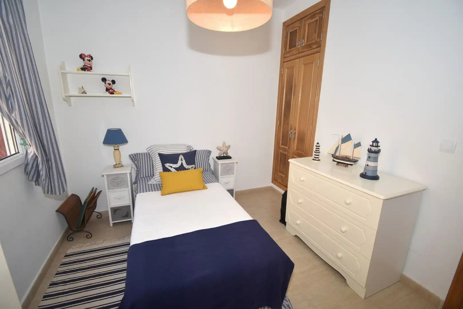 Habitación de Dúplex en venta en Pilar de la Horadada con Aire acondicionado, Calefacción y Jardín privado
