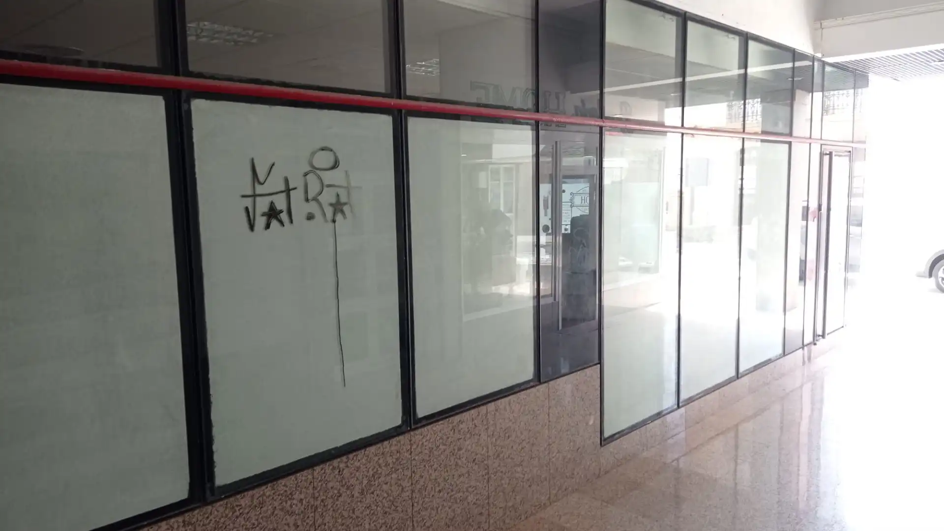 Local de lloguer en Foz amb Aire condicionat, Calefacció i Moblat