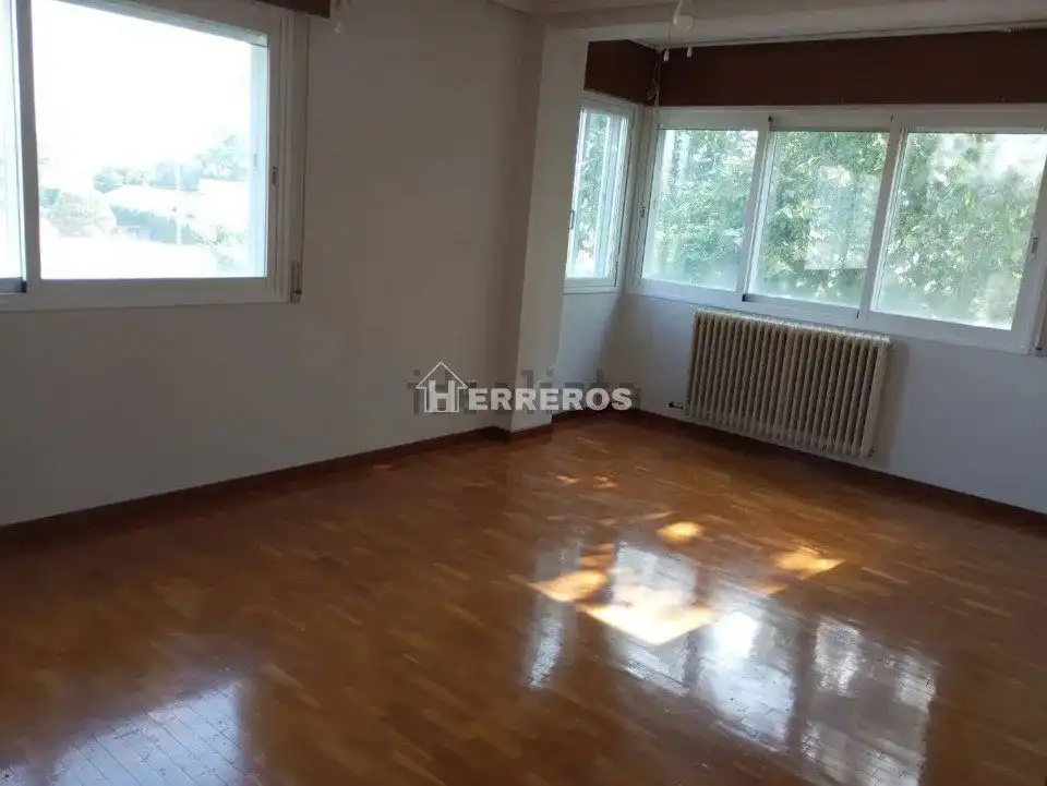 Bedroom of Flat for sale in  Logroño  with Heating, Parquet flooring and Storage room