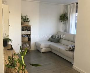 Living room of Attic to rent in  Madrid Capital  with Heating, Terrace and Storage room