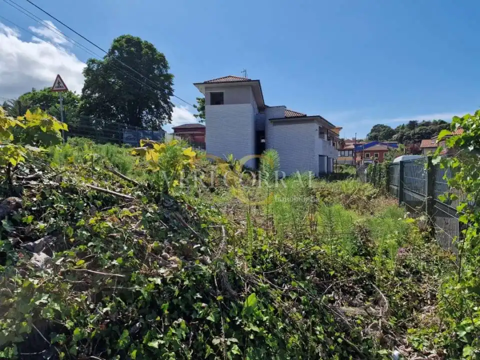 Buildings for sale in Llanes
