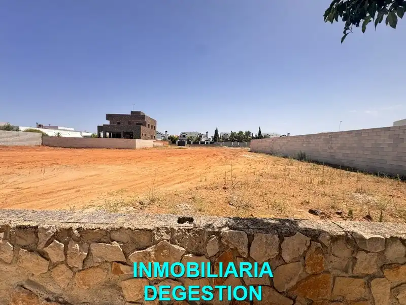 Terreni e lotti in vendita a Urbanización Puerta de Castro, imagen 2