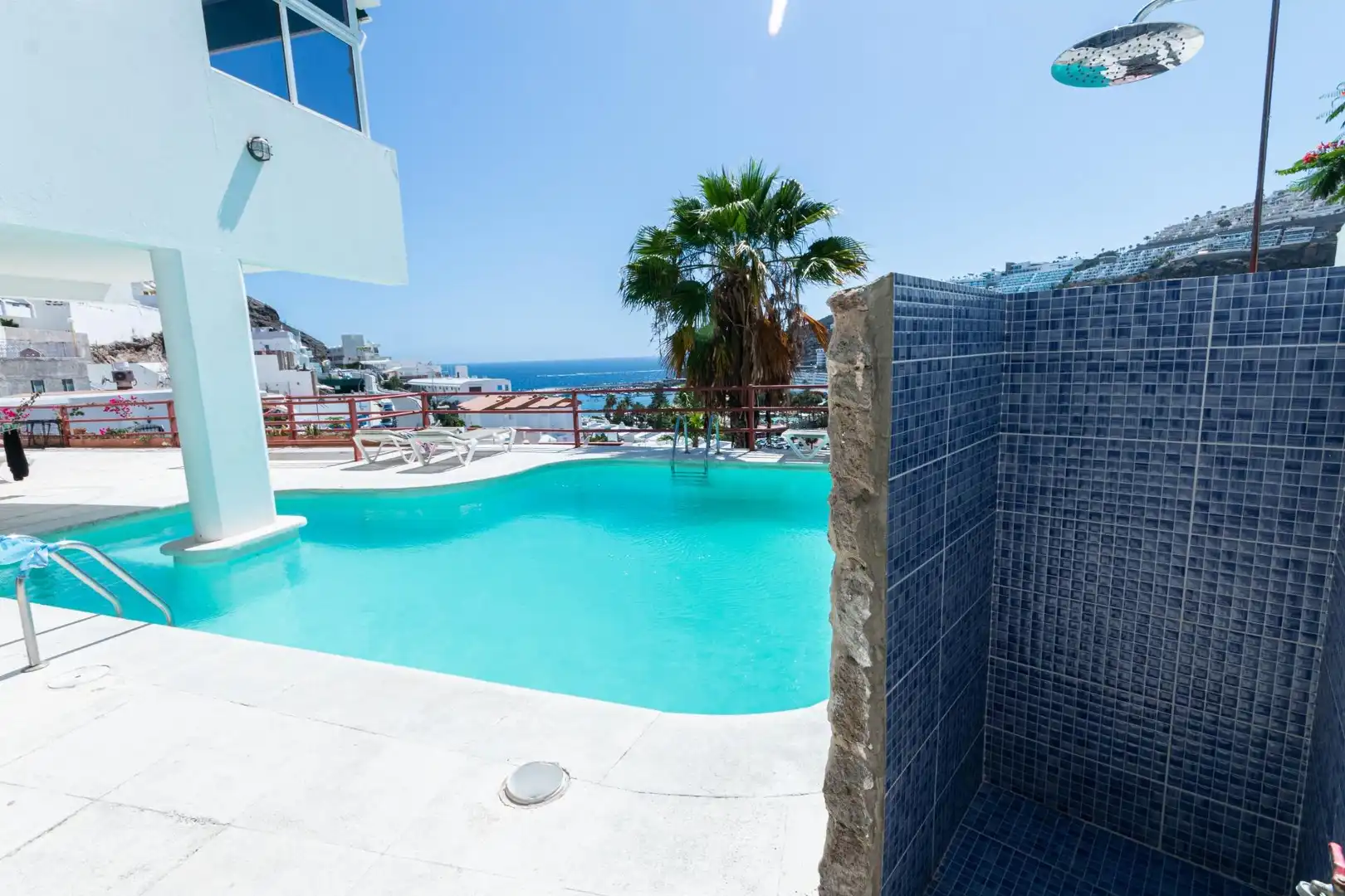 Schwimmbecken von Wohnung zum Verkauf in Mogán
