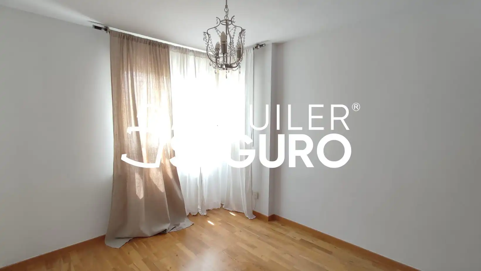 Bedroom of Flat for rent in Madrid  with Air Conditioner, Heating and Terrace
