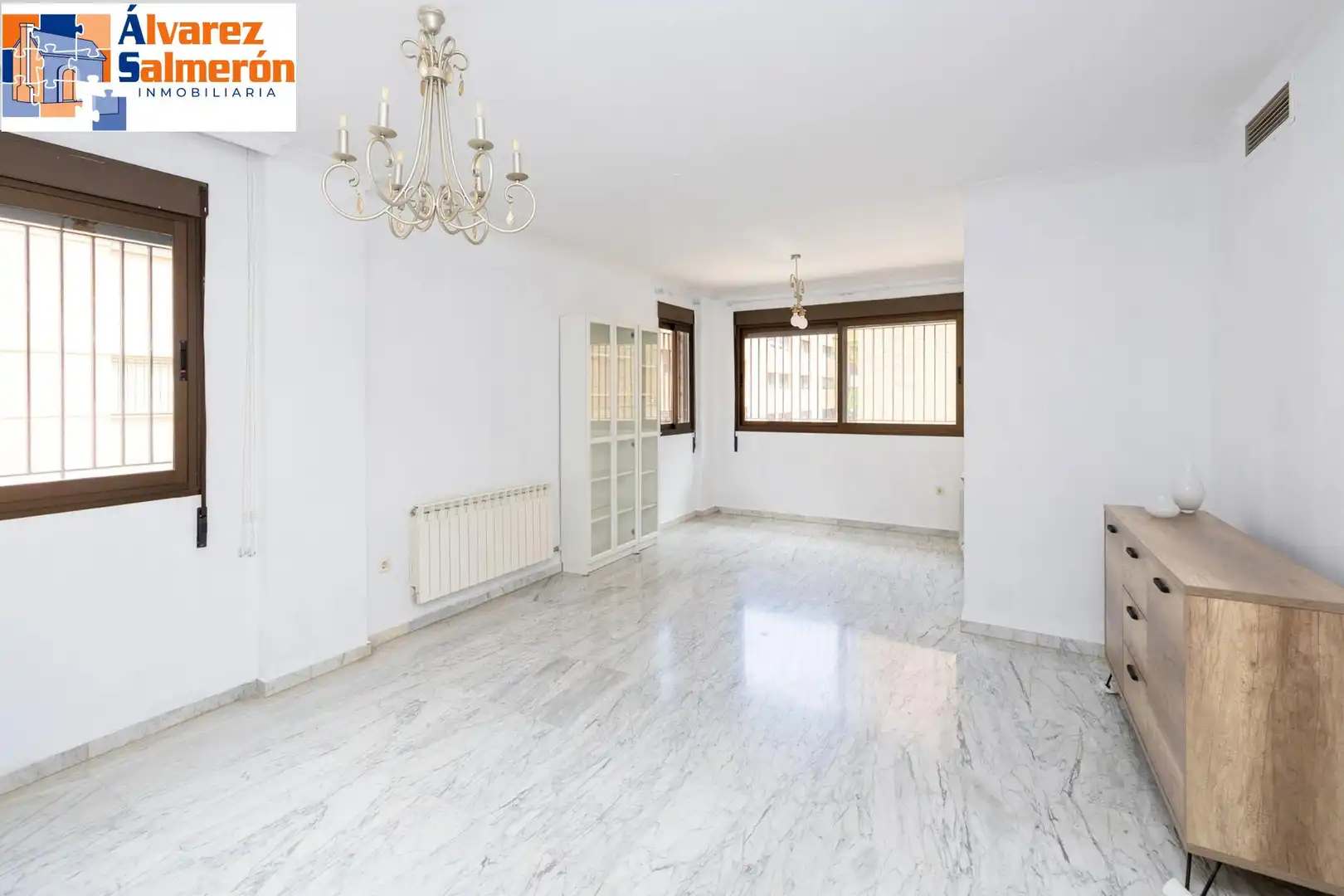 Sala de estar de Piso en venta en Granada