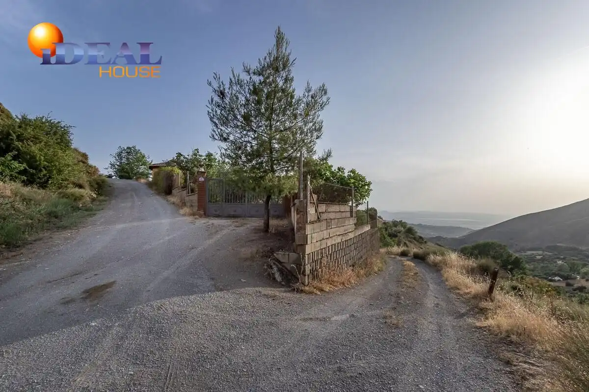 Finca rústica en venta en Monachil con Jardín privado y Piscina comunitaria