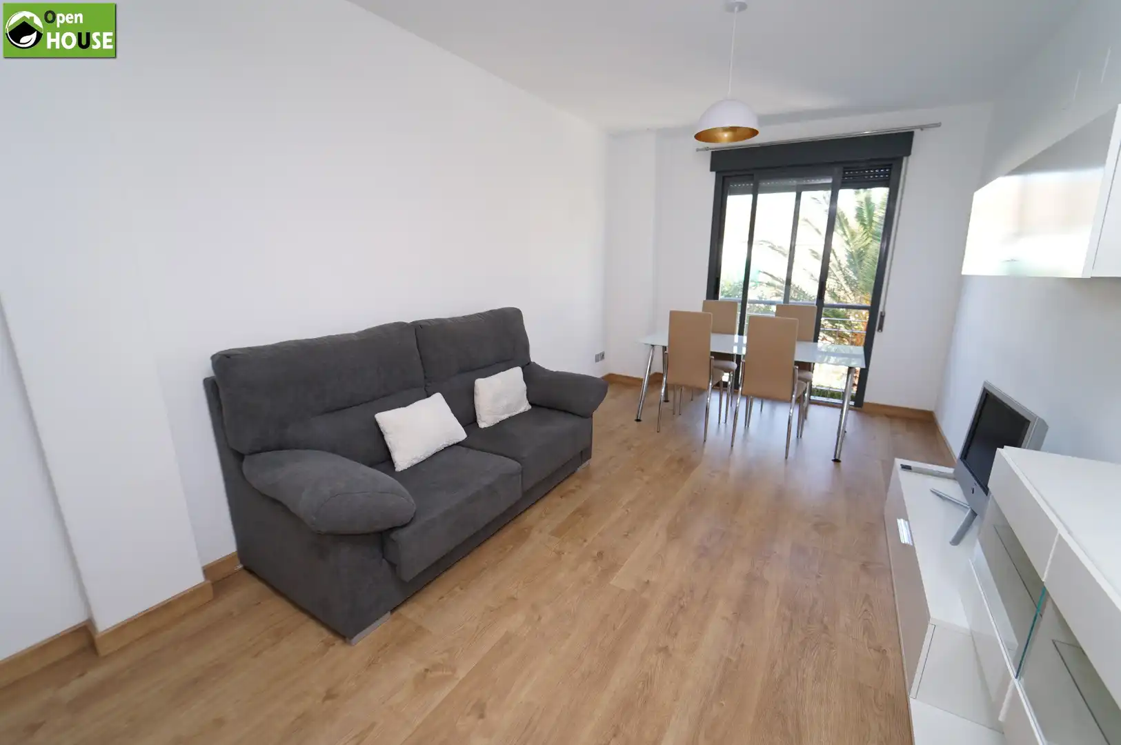 Living room of Flat for rent in Armilla  with Air Conditioner, Furnished and Oven
