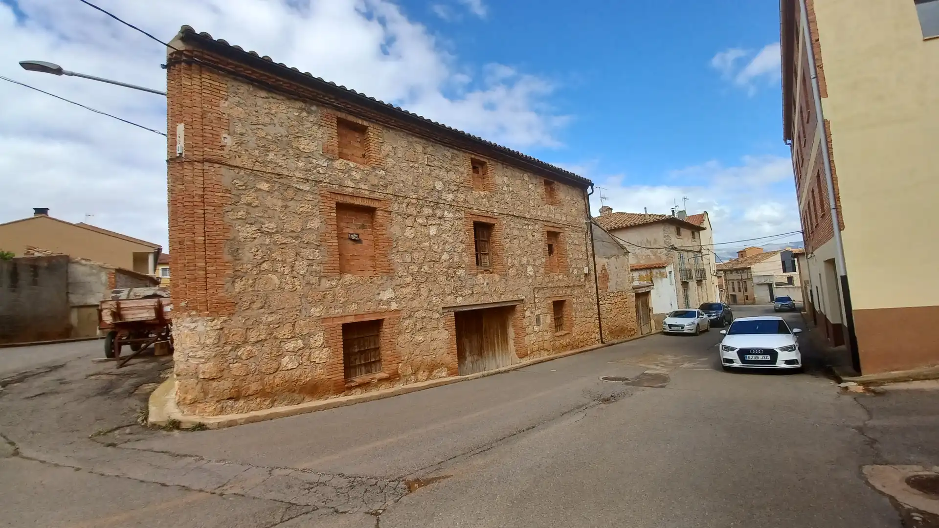 Exterior view of Houses for sale in Alfambra