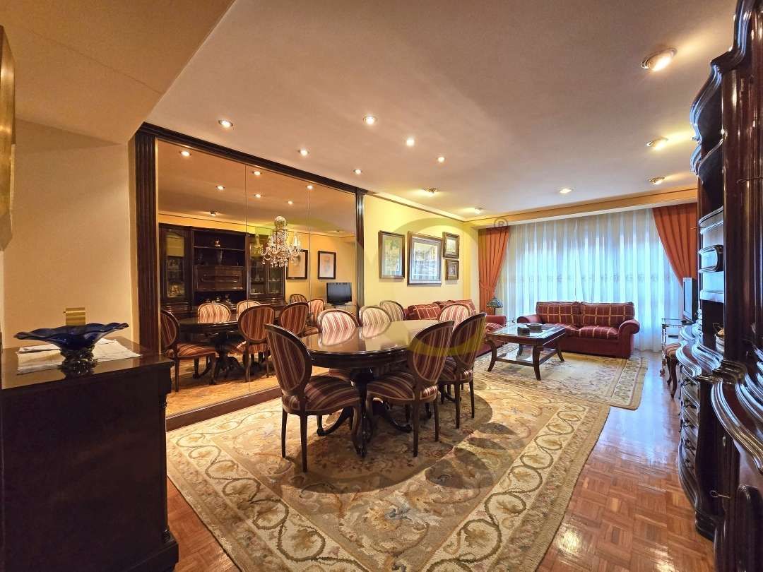 Dining room of Flat for sale in Oviedo   with Heating, Terrace and Storage room