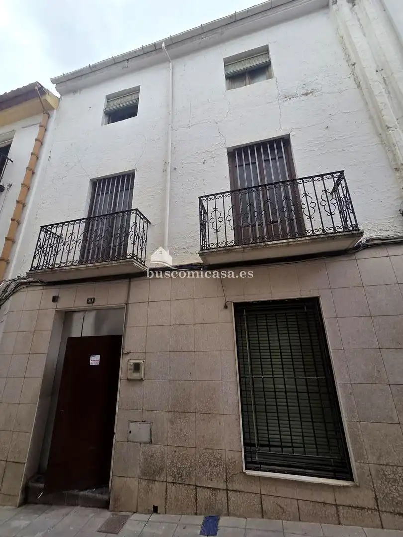 Adossat amb terrassa en venda a Calle Carnicería 20