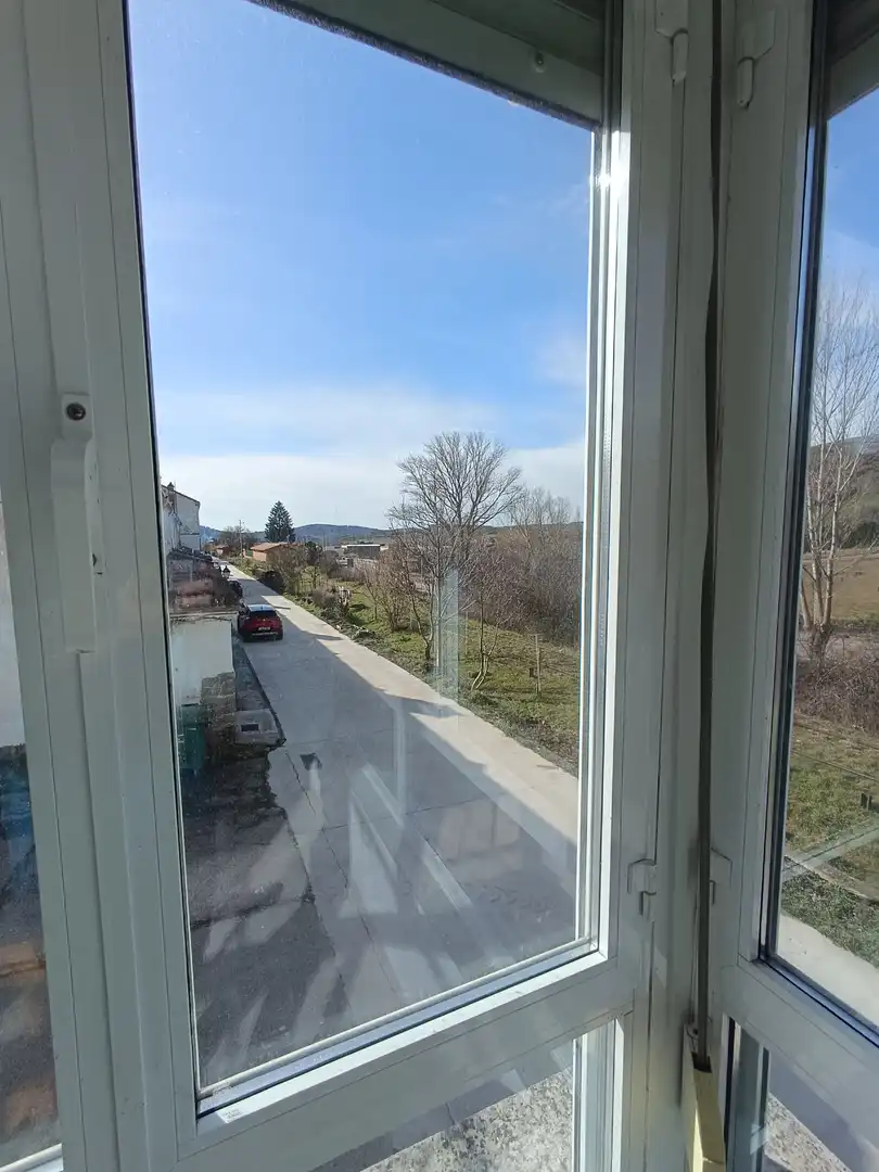 Vista exterior de Casa o xalet en venda en Barruelo de Santullán amb Calefacció, Parquet i Terrassa