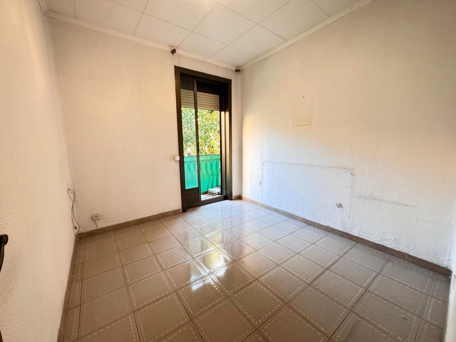 Bedroom of Flat for sale in  Barcelona Capital  with Balcony