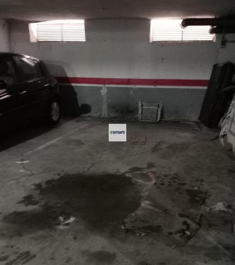 Photo 2 of Garage for sale in Calle del Periodista Lamparilla, Armunia, León Capital