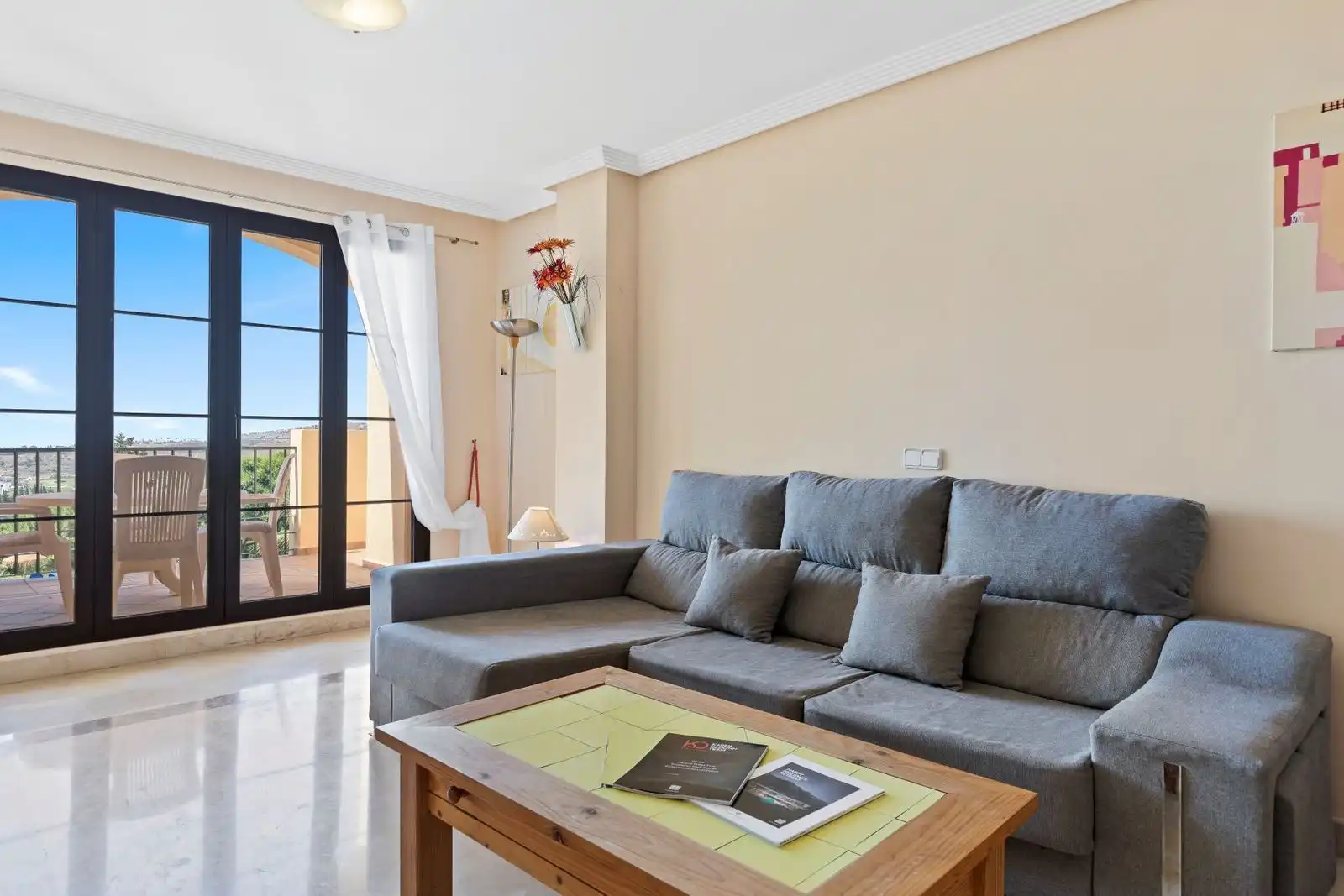 Flat with pool for sale in Calle Los Arqueros 100, imagen 3