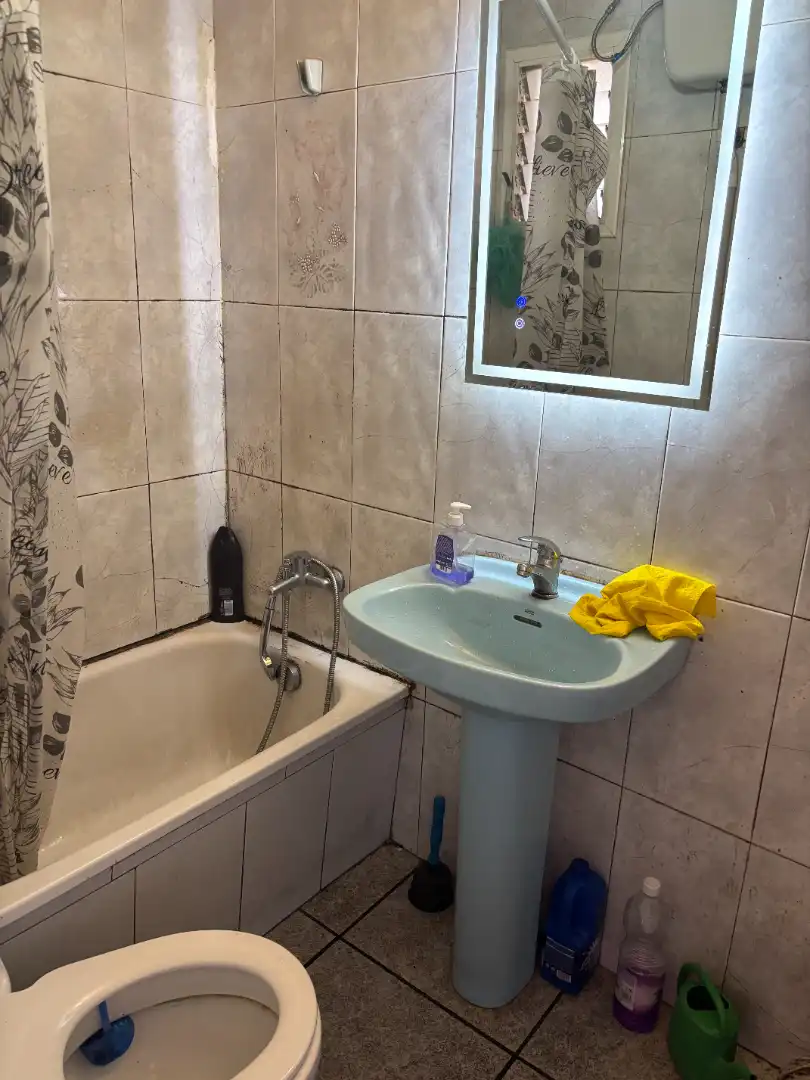 Badezimmer von Wohnung zum Verkauf in Badalona mit Ofen