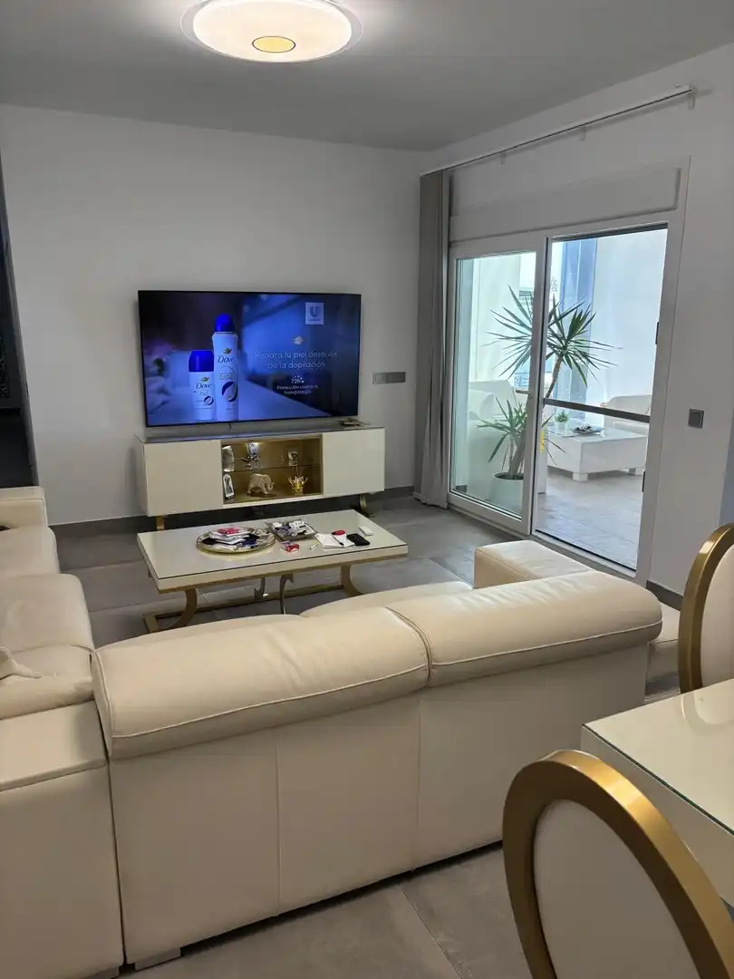 Sala de estar de Casa o chalet en venta en Chiclana de la Frontera con Aire acondicionado, Calefacción y Jardín privado