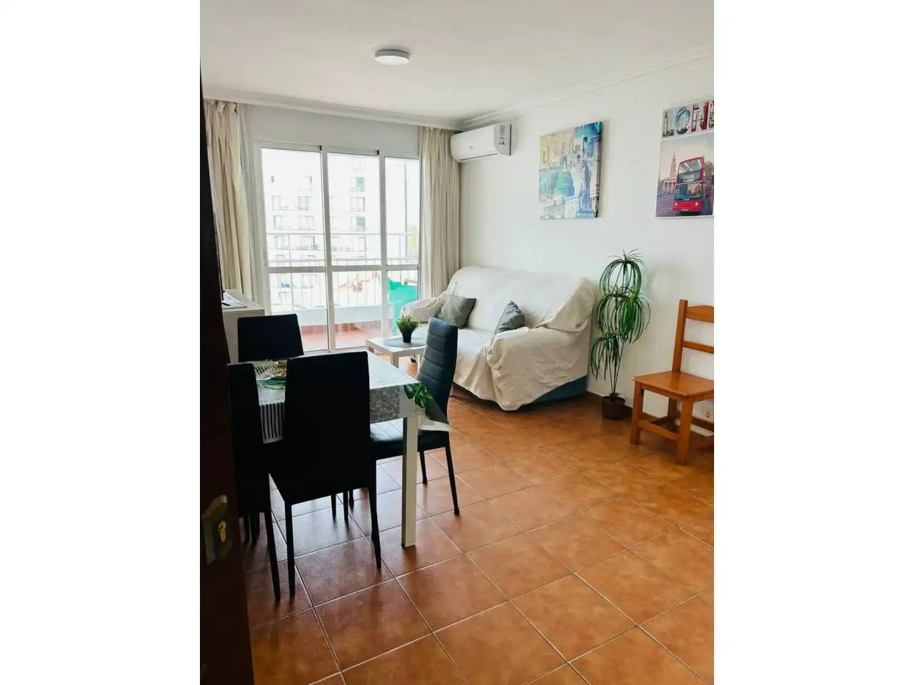 Apartament en venda a Puerto Marina