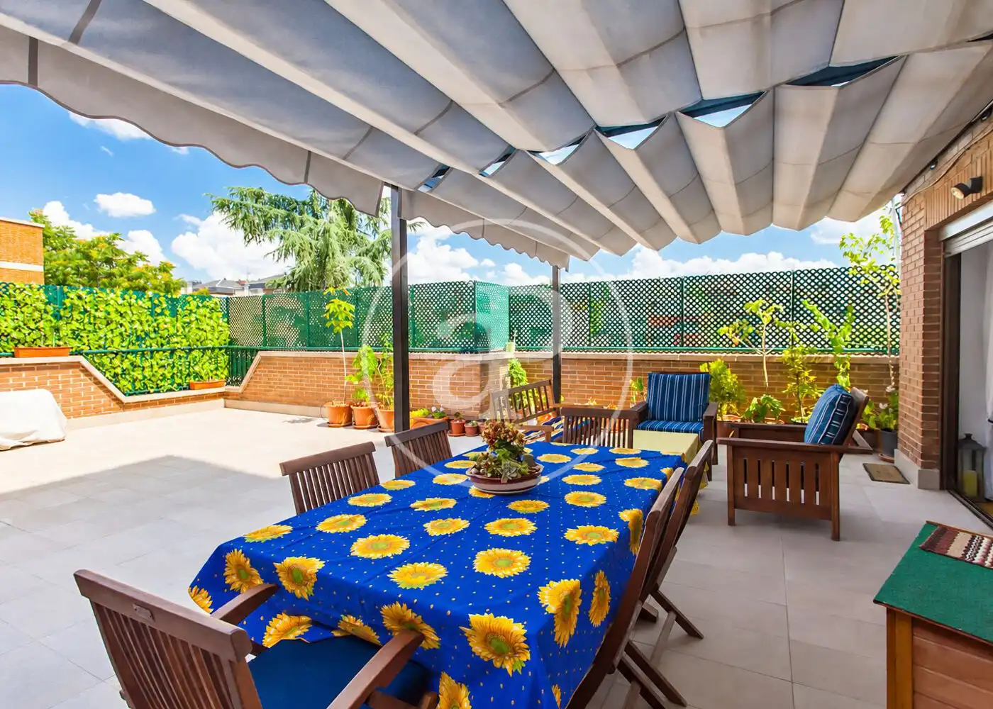 Flat for rent in Calle A. Baldasano, Colina